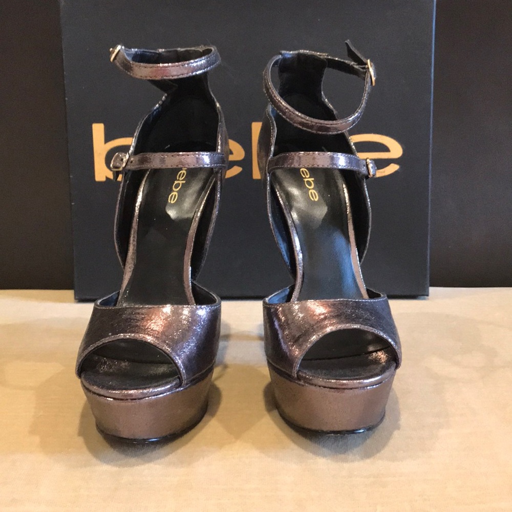 Heels - Picture 4 of 5